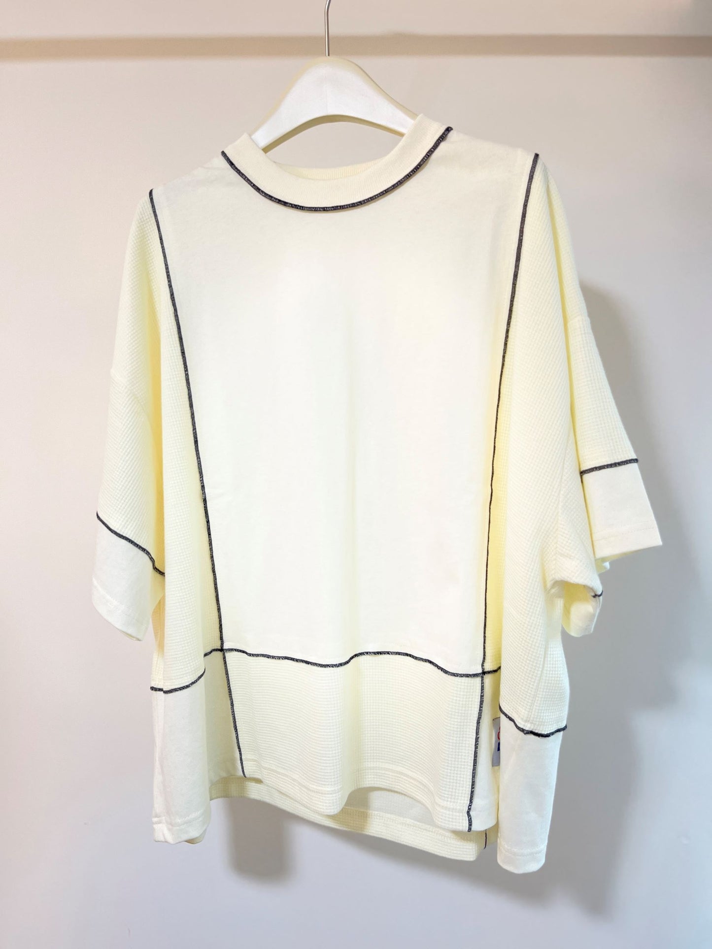 Patchwork Waffle Cut and Sewn T-Shirt 華夫格布料拼接T恤